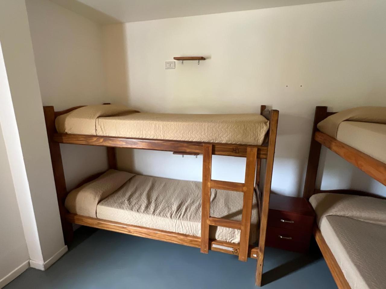 Hostel Alma Travelers El Chaltén Zewnętrze zdjęcie