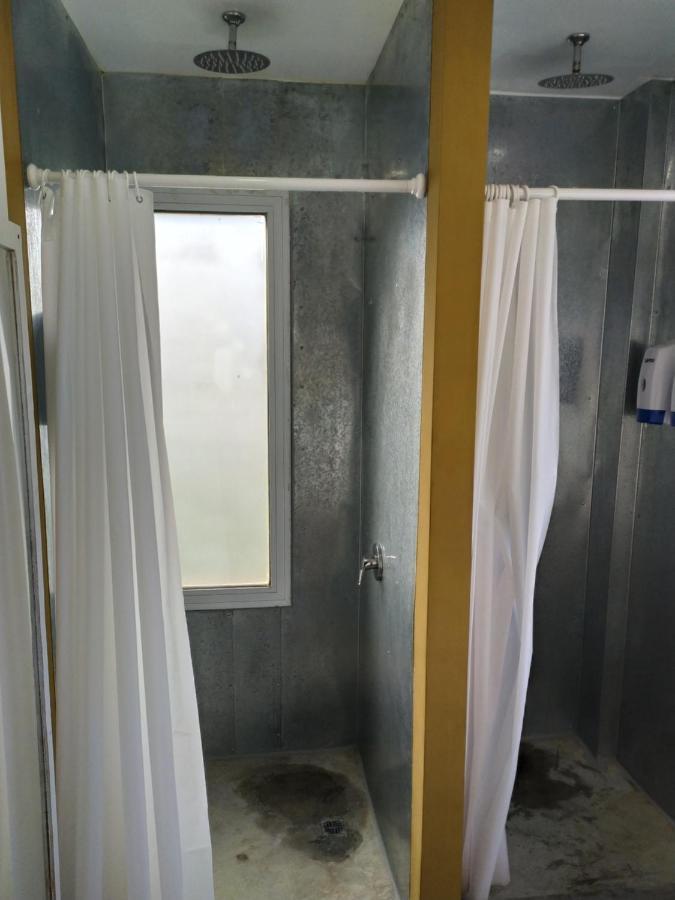 Hostel Alma Travelers El Chaltén Zewnętrze zdjęcie